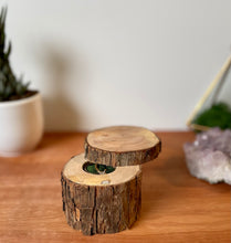 Load image into Gallery viewer, Wooden ring box-elm 4