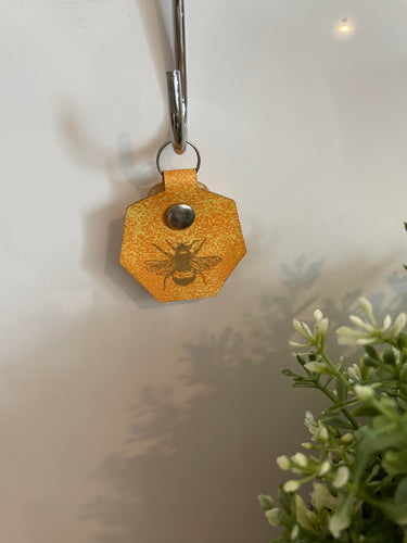 Leather keychain - Bee
