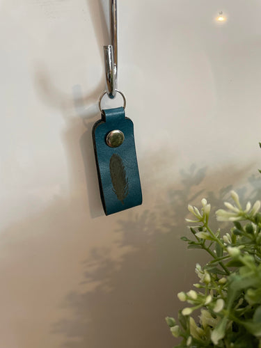 Leather keychain - Feather