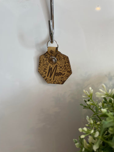 Leather keychain - Mom