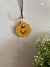 Load image into Gallery viewer, Leather keychain - Rooster