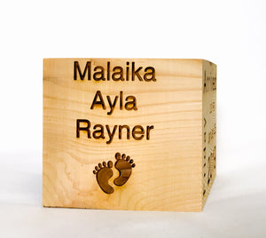 Baby announcement block