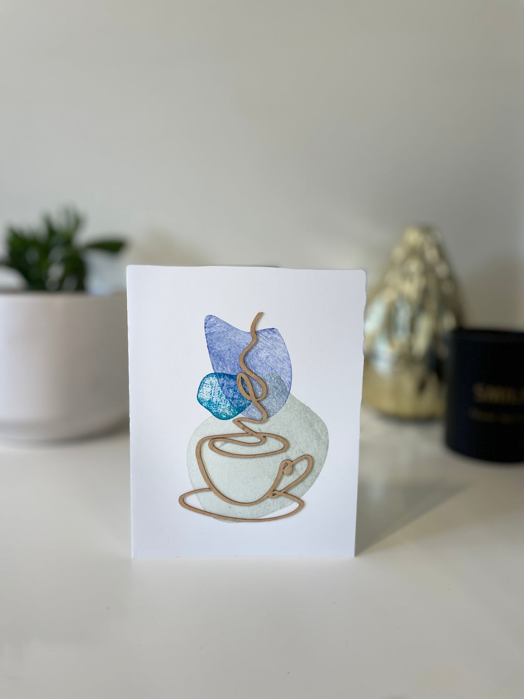 Coffee mug greeting card with wooden design