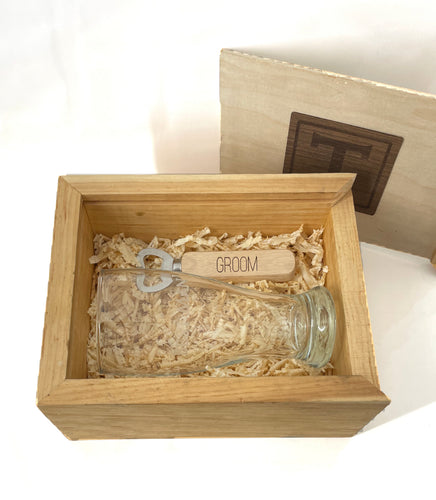 Wooden beer glass box